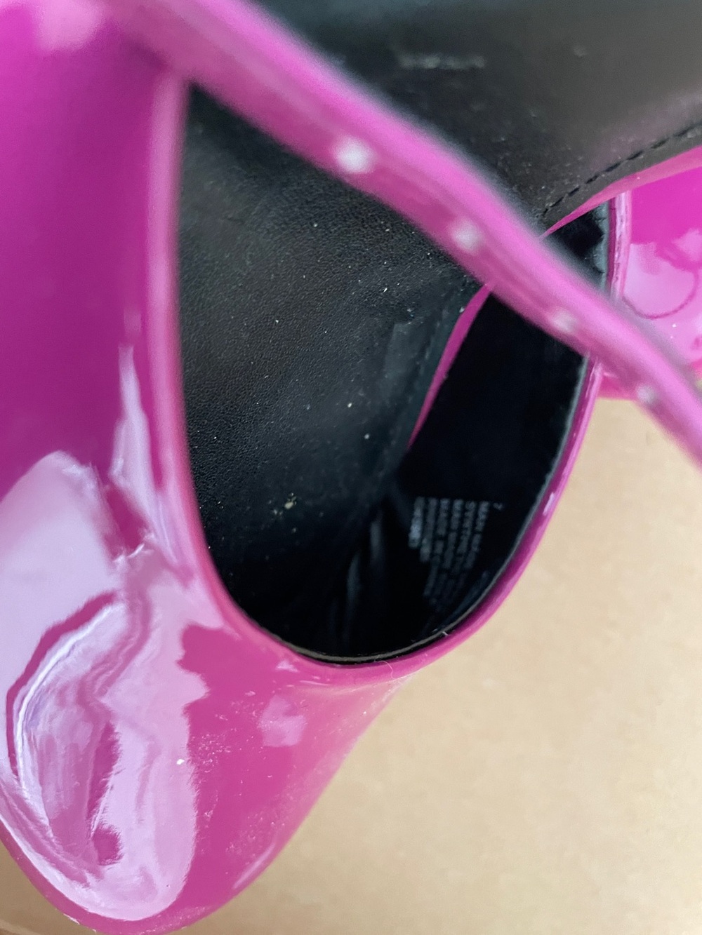 Express Rounded Toe Platform Pumps - Picture 4 of 11